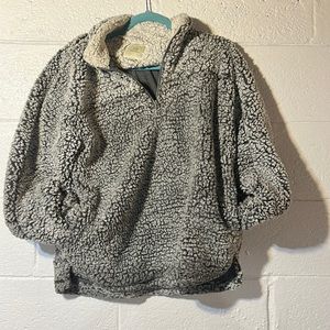 White/gray/black fuzzy bear 1/4 zip